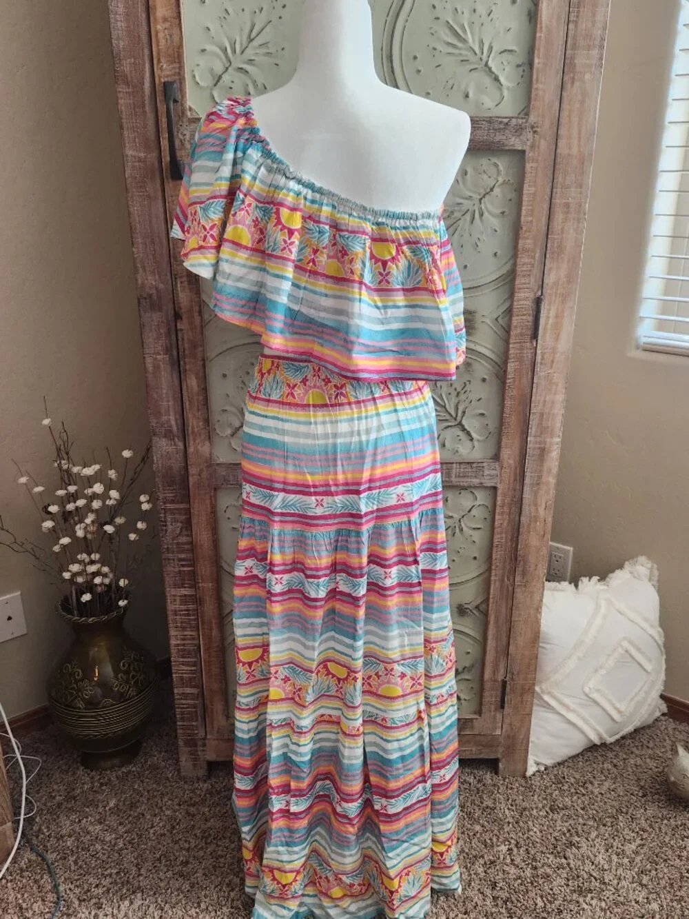 Kenny Flowers Cropped One-shoulder Top w/ Maxi Skirt Set | Small